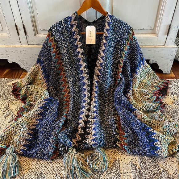 New Bohemian Loom Moroccan Knit Tasseled Blue Poncho Cardigan Sweater - Picture 4 of 11